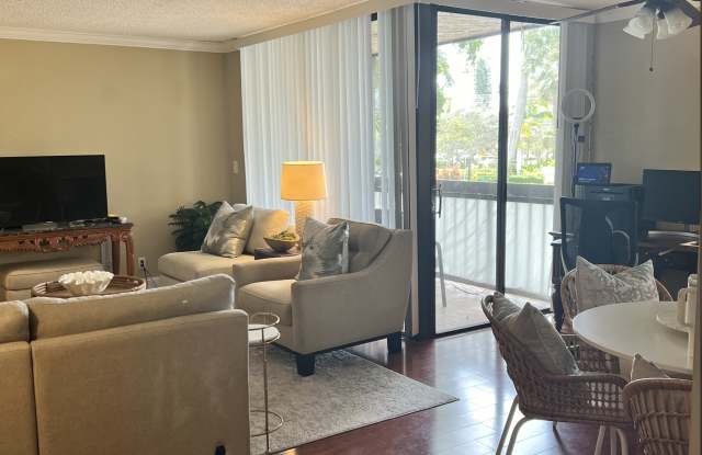 2455 Lindell Boulevard - 1apt # 3211