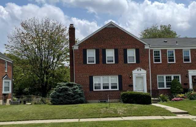8521 DRUMWOOD