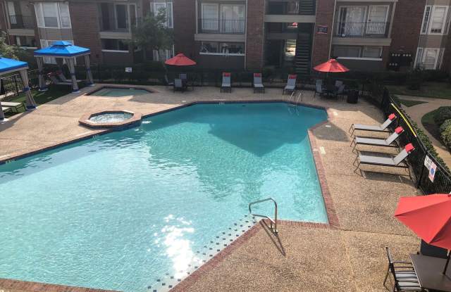 Parque at Bellaire
