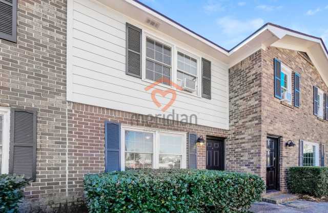 2  3 Bedroom Townhomes in West Ashley