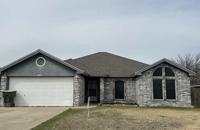 4501 Alleeta Dr