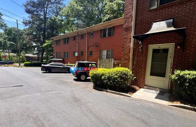 Newly RENOVATED Cozy 1-bedroom condo near Buckhead/Peachtree Hills