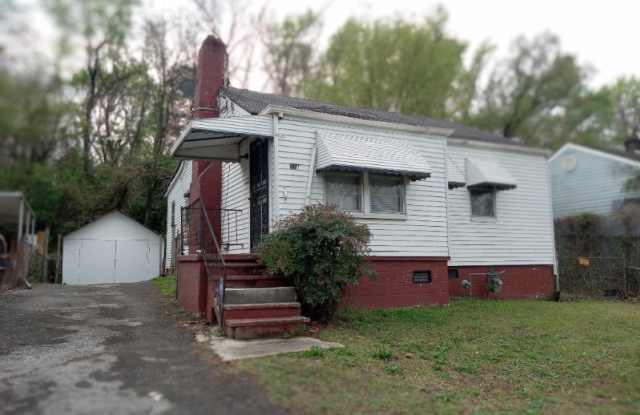 221 14th coutt west