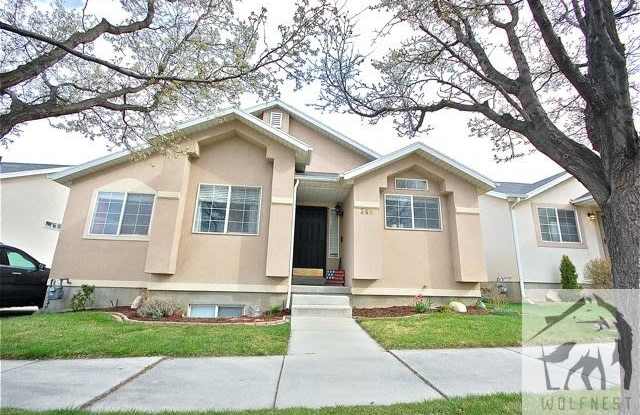 386 W Inauguration Rd