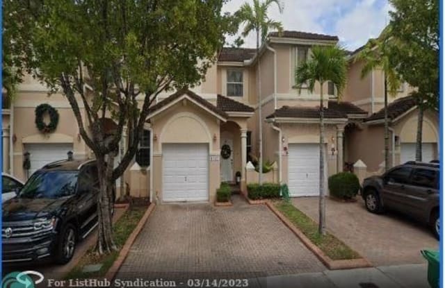 12425 SW 124th Ter - 12425 Southwest 124th Terrace, Three Lakes, FL 33186