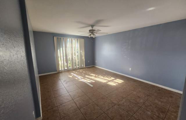 635 Bluebill Ct Unit A