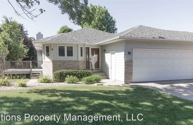 603 E 57th St - 603 East 57th Street, Sioux Falls, SD 57108