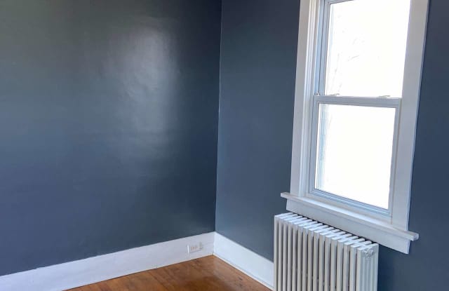 615 West Baraga Avenue #2
