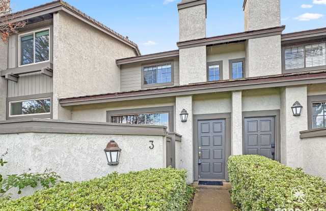 Photo of Spacious 2Bd/2Ba Condo w/Bonus Office, Garage and A/C!