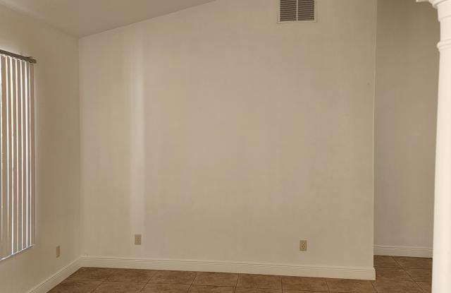 2048 SW Driftwood Street