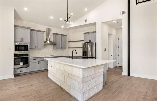 Photo of 515 Free Rein