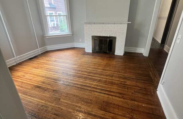 208 Kenwood Avenue - 1