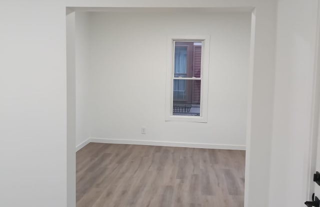 Photo of 564 East Chestnut Street