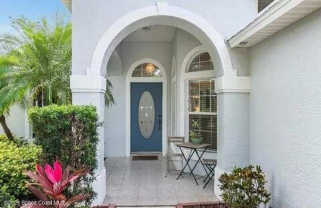 2071 Twelve Oaks Drive SE