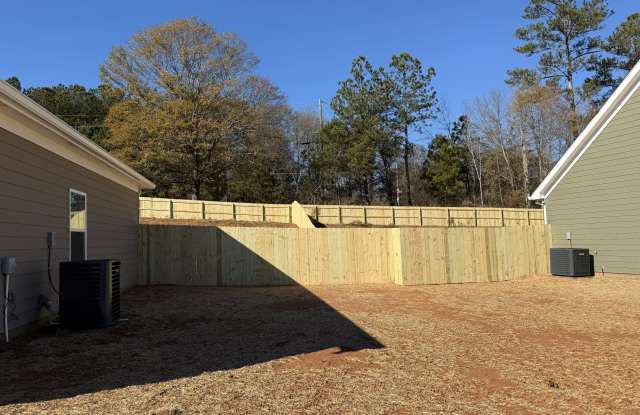 207 Charlotte Circle