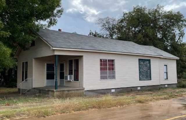 Photo of 614 Main Street