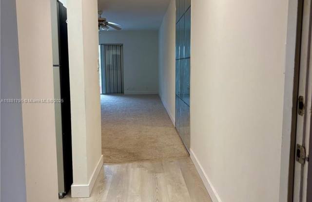 Photo of 300 Golden Isles Dr