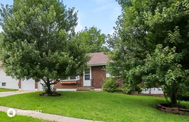15608 East 41 Street South