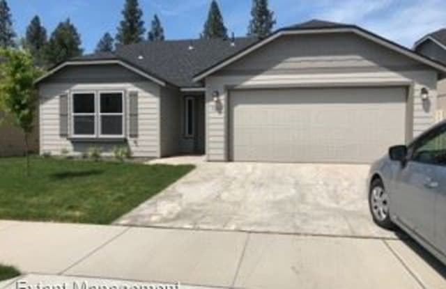 7233 E 13th Court - 7233 E 13th Ave, Spokane County, WA 99217