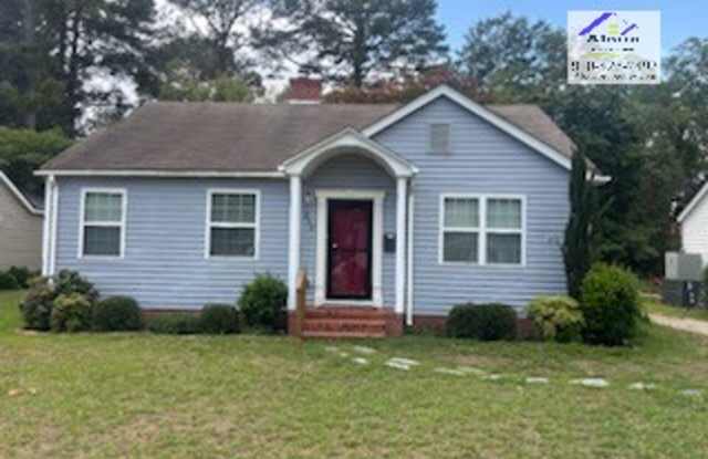 213 Marshall Road, Fayetteville, NC 28303