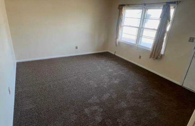 Brick Home in Quiet Cul-de-sac