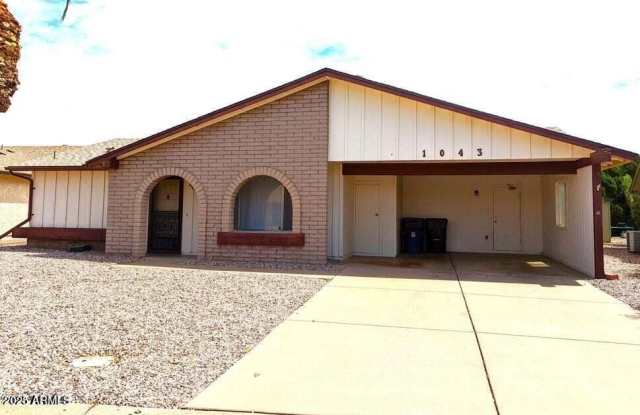 Photo of 1043 S FLORENCE Drive