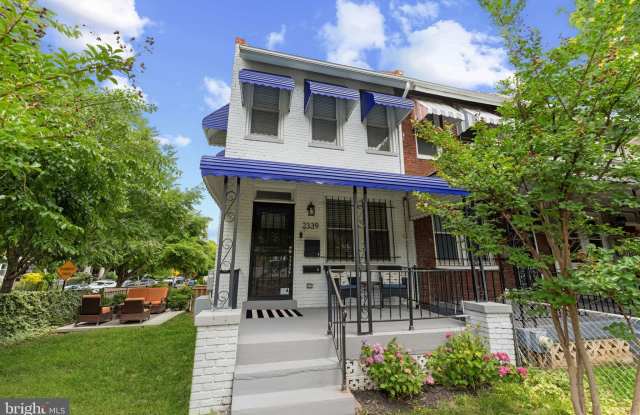 2339 3RD Street NE