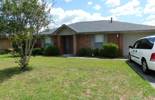 30 Laiken Ct - 30 Laiken Ct, Escambia County, FL 32506