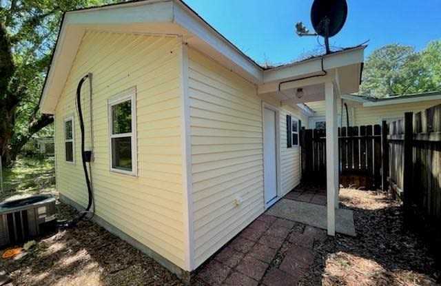 210 N RULAND Street