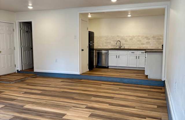 3301 Morrow AvenueUnit A