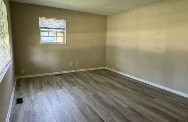 4103 North Grand Avenue