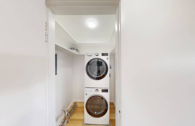 2627 Hillegass Avenue