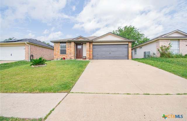 1213 Fox Creek Drive