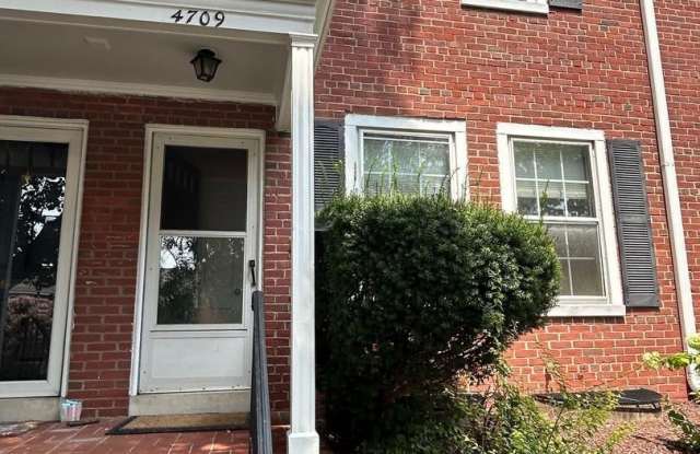 Photo of 4709 31ST ST S