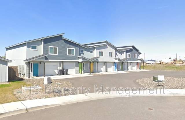 2405 Ronan St