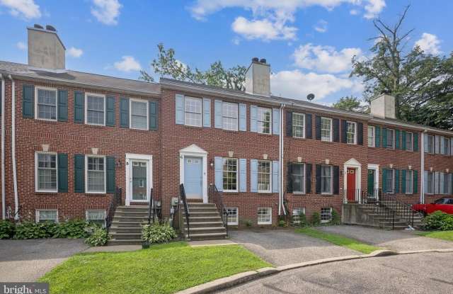 5400 WISSAHICKON AVE #6