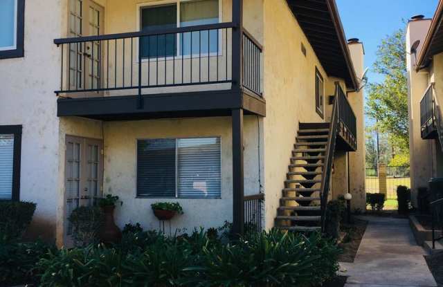 3288 Little Mountain Dr Unit D - 3288 Little Mountain Drive, San Bernardino, CA 92405