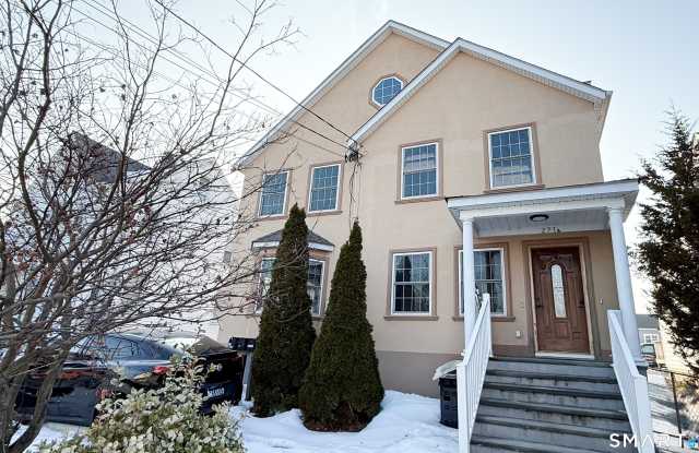 271 Seaside Avenue unit: A