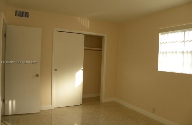 Photo of 1765 Venice Ln