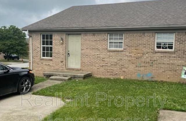 303 Parker Place - 303 Parker Pl, Nicholasville, KY 40356