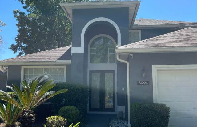 3996 Richmond Park Dr. E.