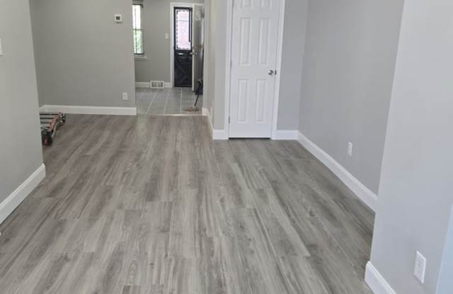 2002 West Westmoreland Street