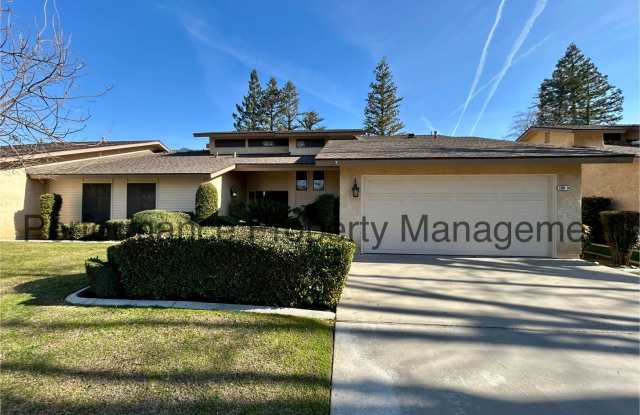 Stunning 3 Bed/2 Bath Gated Condo in SW Bakersfield w/ Pool and Security Deposit Alternative Option