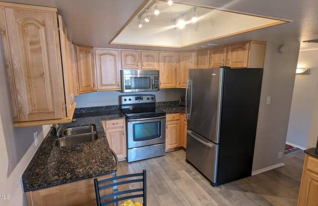 7910 E CAMELBACK Road unit: 302
