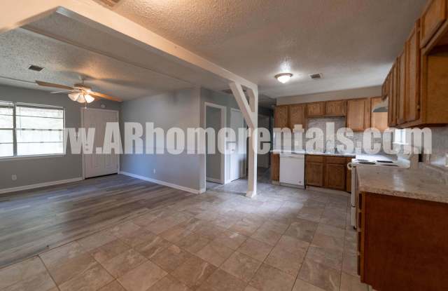 Photo of 908 Greenlea Dr