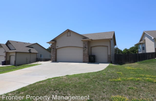 808 Fossilridge Dr. - 808 Fossilridge Circle, Manhattan, KS 66503