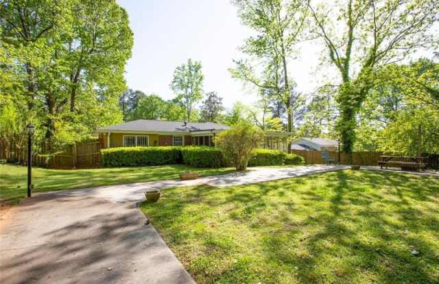 4035 Brookcrest Circle