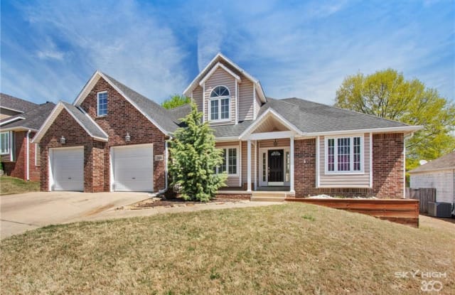 2810 Boxwood  DR - 2810 North Boxwood Drive, Fayetteville, AR 72703