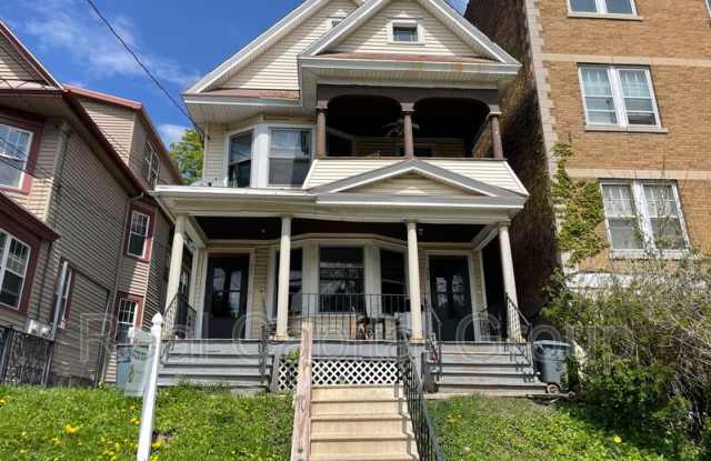 391 Morris St.