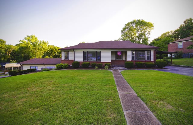 3337 Goodland Rd - 3337 Goodland Road, Nashville, TN 37211